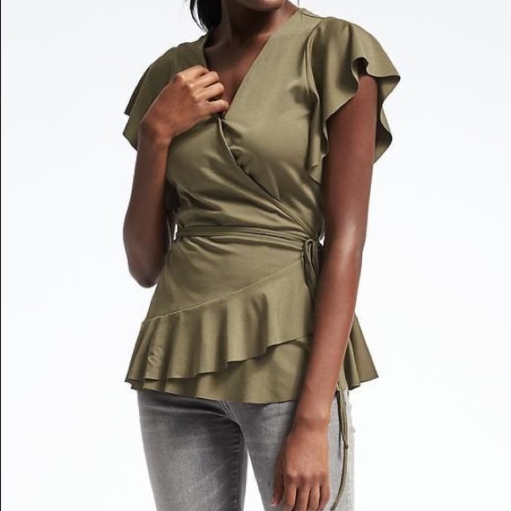 🆕 BANANA REPUBLIC Short Sleeve Ruffle Wrap Top